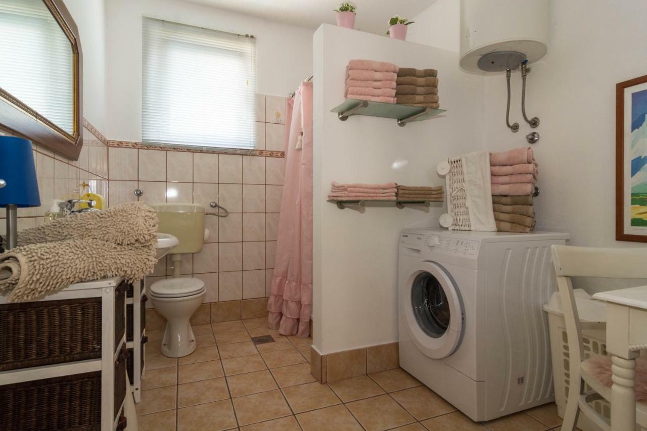 Apartman Felice Starigrad Paklenica Exterior foto